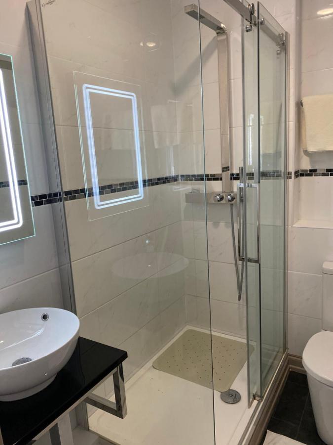 Woodlands Hotel Бирмингам Екстериор снимка