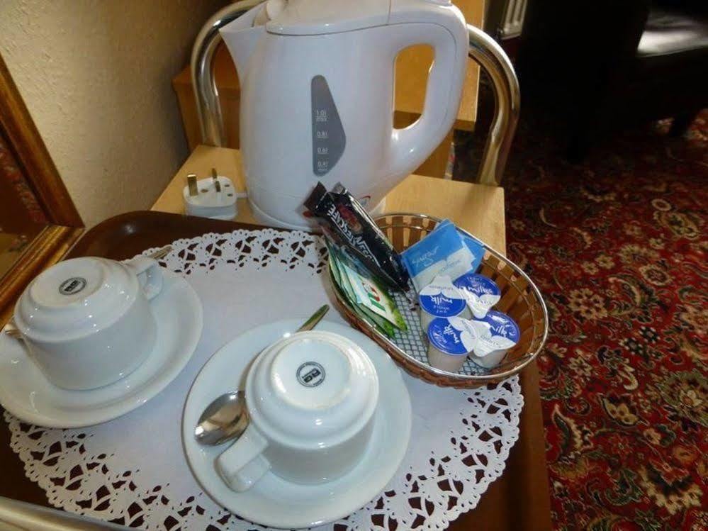 Woodlands Hotel Бирмингам Екстериор снимка