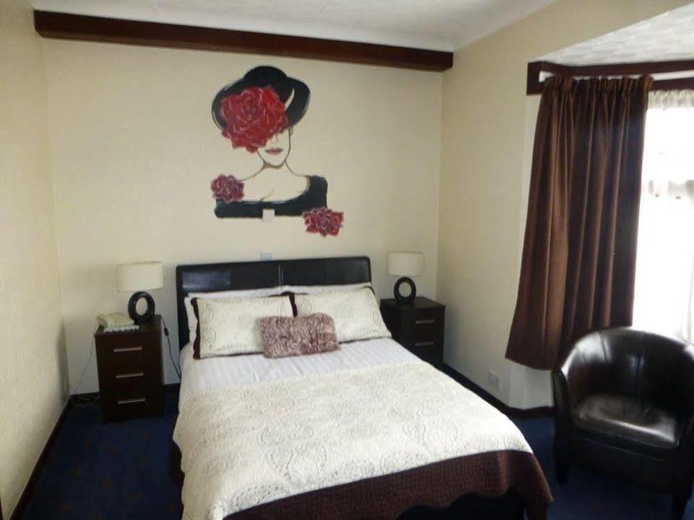 Woodlands Hotel Бирмингам Екстериор снимка